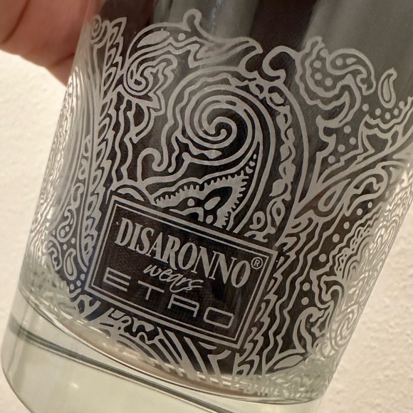 ETRO - Disaronno Wears Etro Limited Edition Gift Set. - Picture 14 of 17